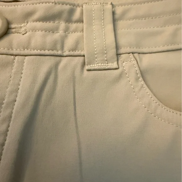 Eddie Bauer Light khaki High-Waist Women’s Cargo Shorts NWOT - Picture 6 of 10